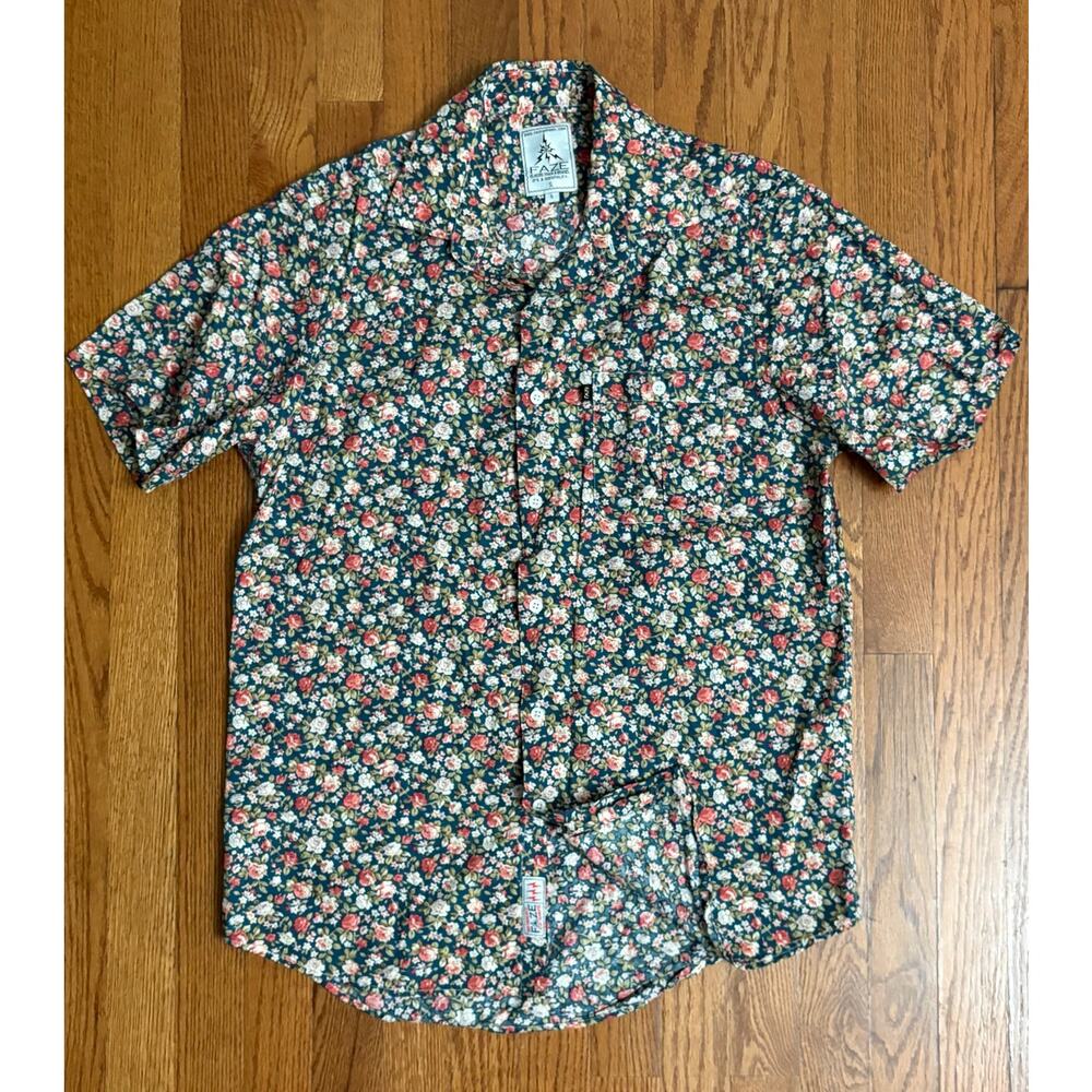 Faze Apparel San Francisco Men’s Floral Button‎ Up Shirt Short Sleeve Size Small